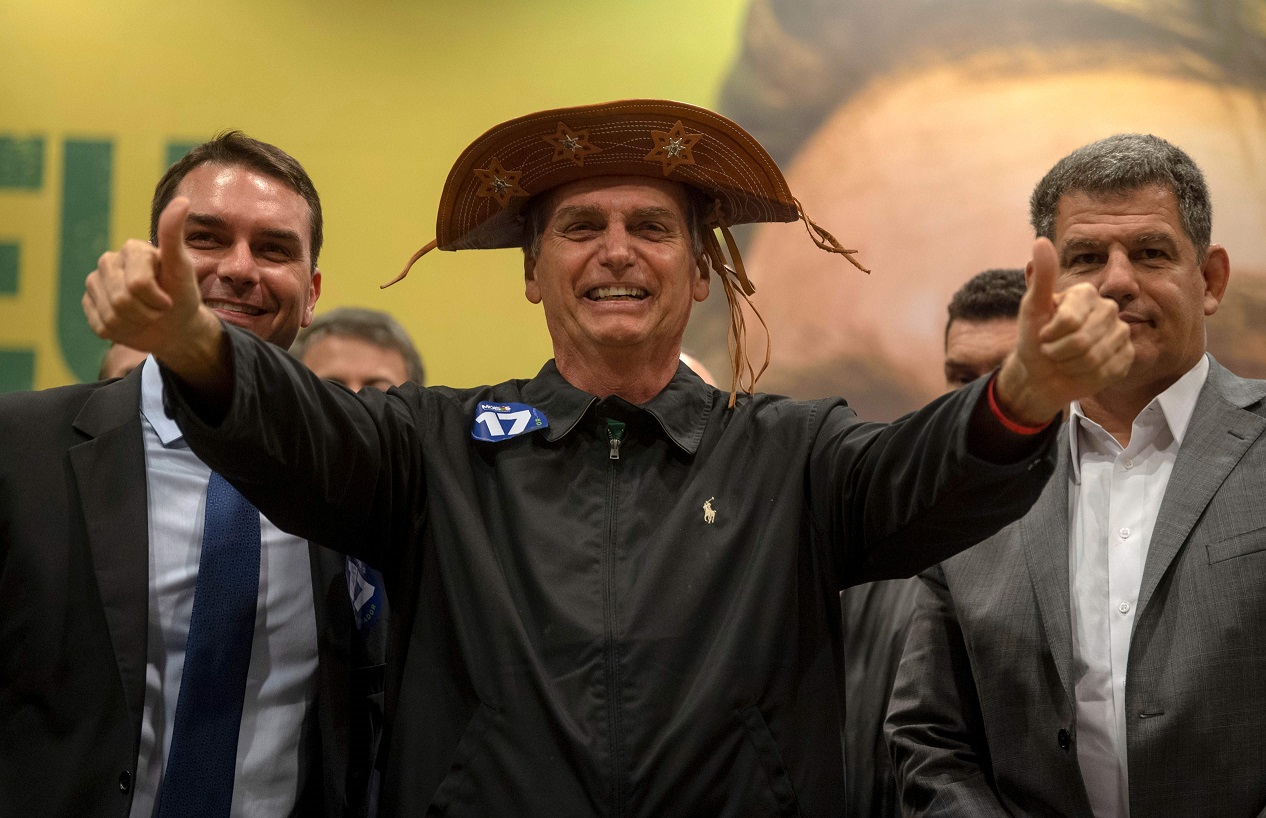 Resultado de imagem para Na Ãºltima semana Bolsonaro acena a nordestinos